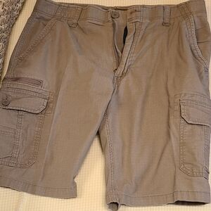 WearFirst Tan Cargo Shorts with Sturdy Construction